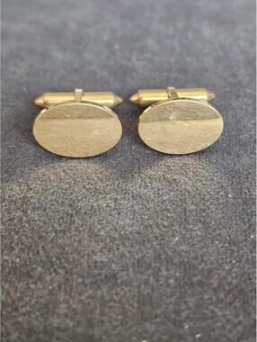 Gold Tone Oval Cuff Links